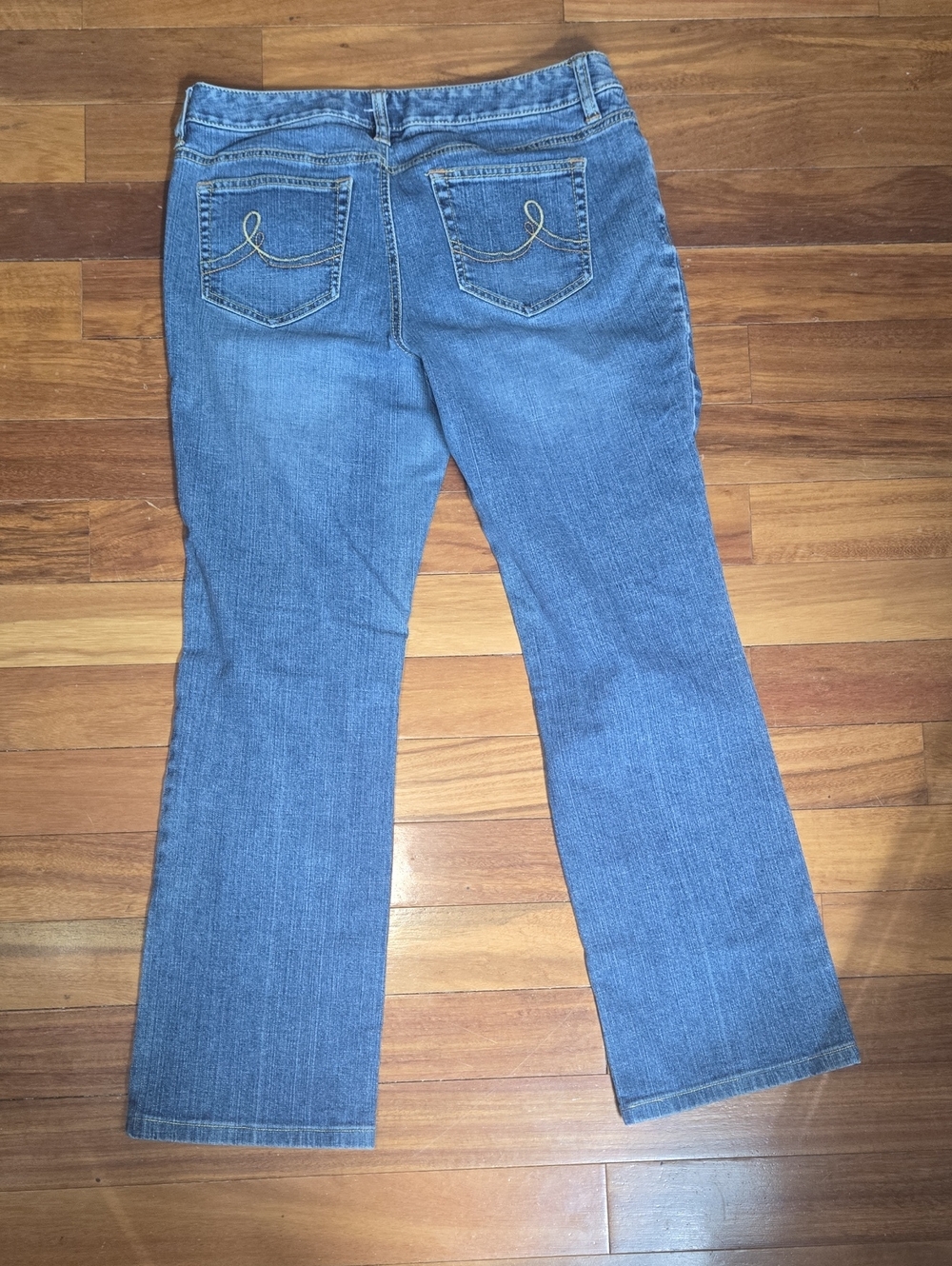 Ann Taylor LOFT Original Bootcut Jeans 10